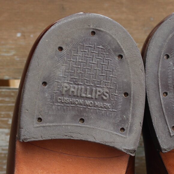 Vintage's Cheaney's for Dack's Classic Brown Derby, Men's 12 US, Made in England - Picture 13 of 14